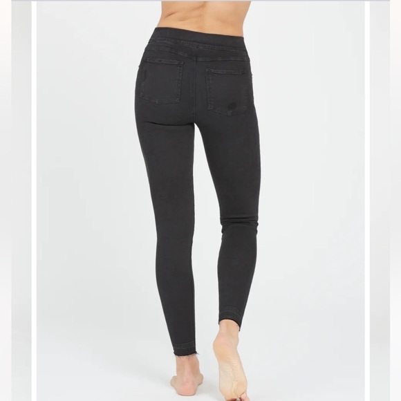 NWT Spanx Black distressed legging Jean denim ankle skinny - Picture 2 of 5